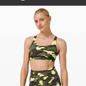 2 Lululemon duo in great condition size 6